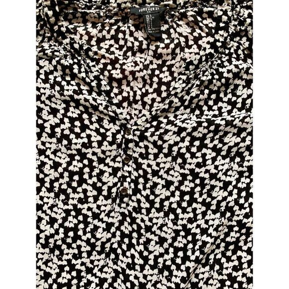 Forever 21 Black and White heart Print Blouse Sheer Quarter sleeve top- Size Lg - Picture 3 of 8